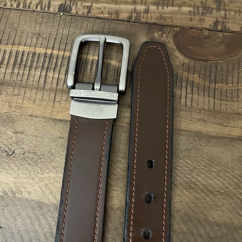 FOSSIL Belt Men's 36 Brown Burnished Brown Leather Brushed Silver Buckle - Picture 2 of 5